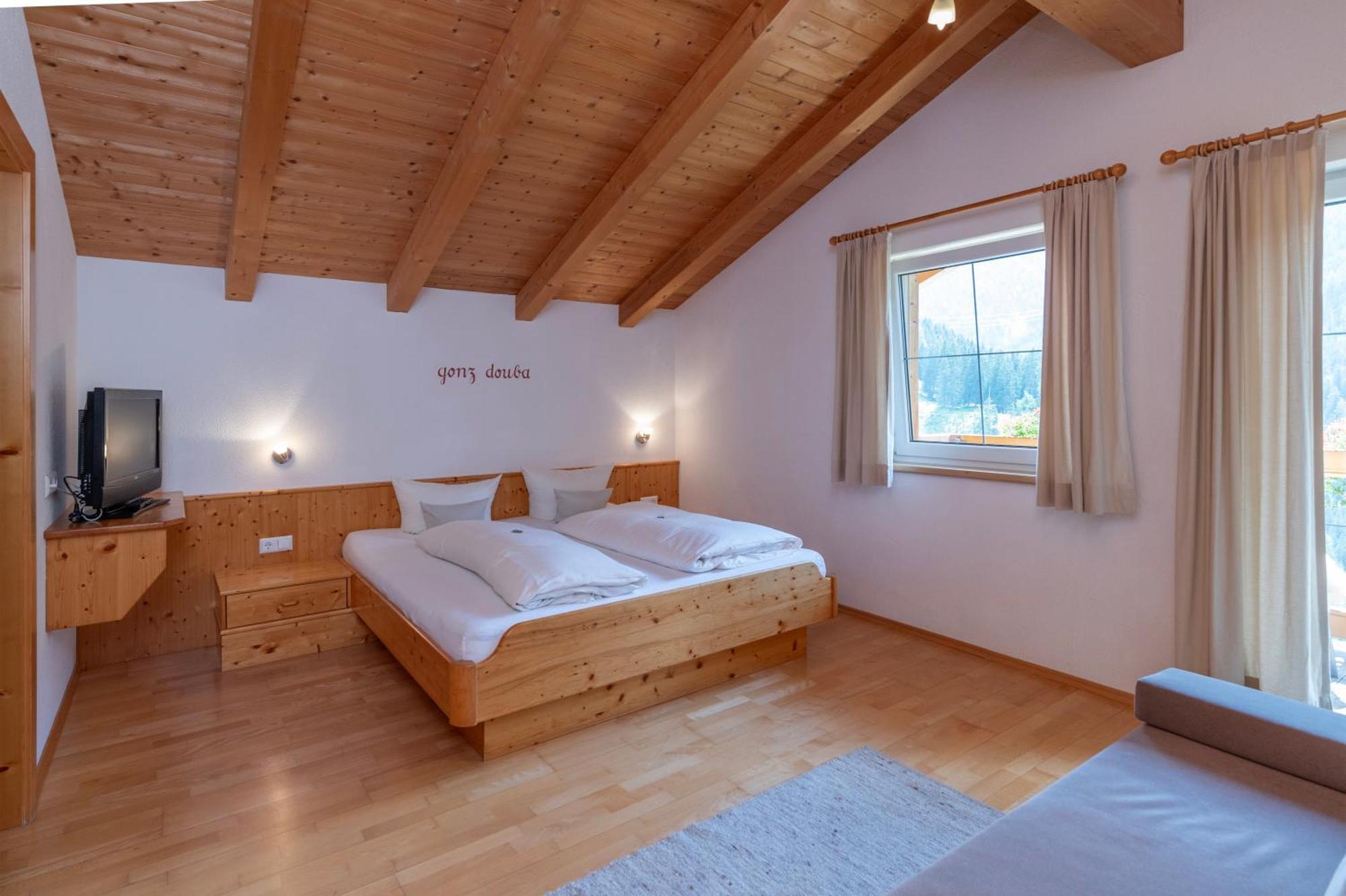 Naturhotel Berghof Pfunds Kültér fotó